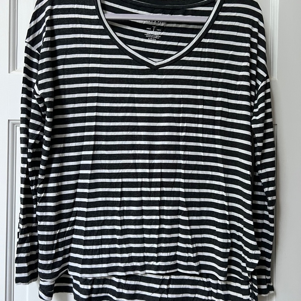 American Eagle Soft & Sexy Gray and White Striped Women's Top